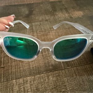 Maui Jim Sun glasses